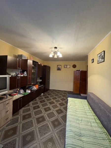 Продам 2-кімнатну квартиру