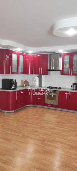 Продам 3-кімнатну квартиру