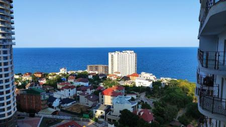 Продам 4-комнатную квартиру в новостройке, ЖК «Сорок пятая жемчужина»