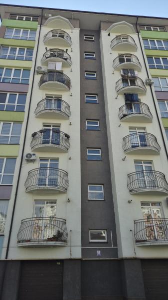 Продам 3-кімнатну квартиру