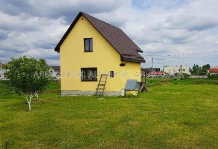 Продам 2-поверховий будинок