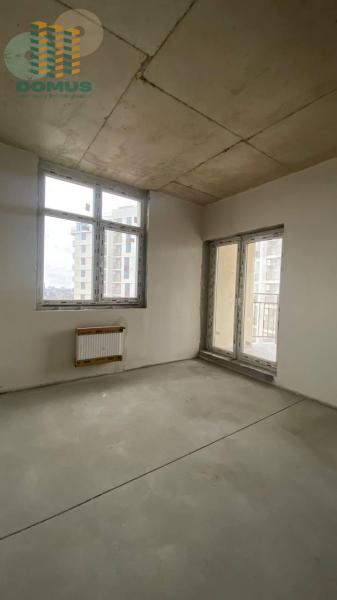 Продам 4-кімнатну квартиру, ЖК «Шістдесята перлина»