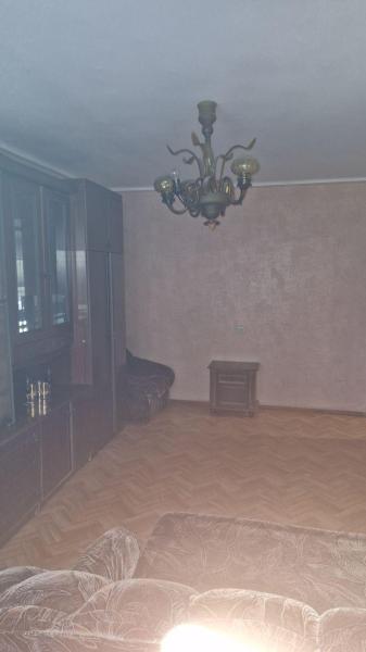 Продам 2-кімнатну квартиру
