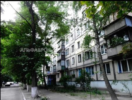 Продам 2-кімнатну квартиру