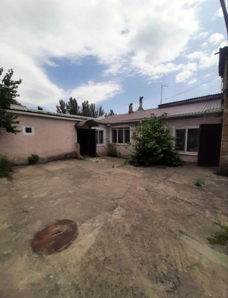 Продам 2-поверховий будинок