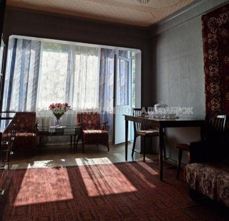 Продам 2-комнатную квартиру