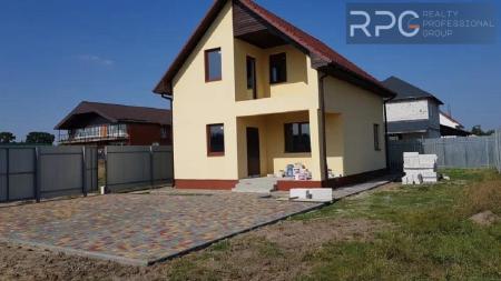 Продам 2-поверховий будинок