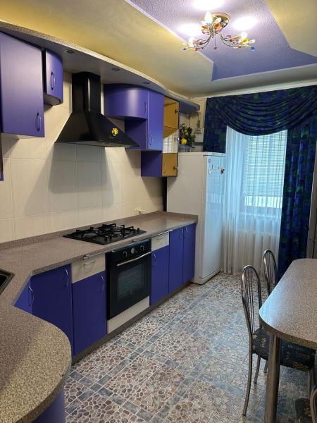 Продам 3-кімнатну квартиру