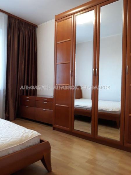 Продам 2-кімнатну квартиру