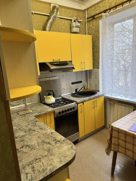 Продам 2-кімнатну квартиру