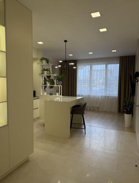 Продам 2-комнатную квартиру в новостройке, ЖК «Руслан и Людмила»