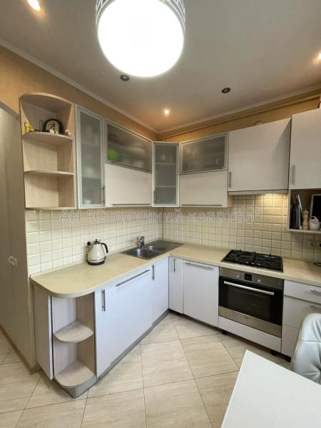 Продам 3-комнатную квартиру