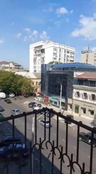 Продам 2-комнатную квартиру