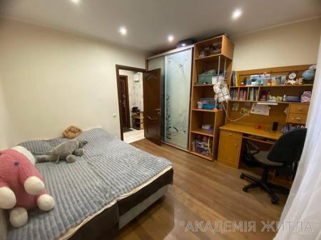 Продам 2-комнатную квартиру