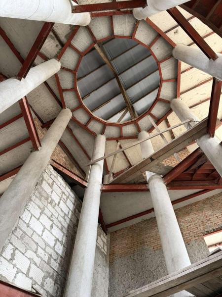 Продам 2-поверховий будинок