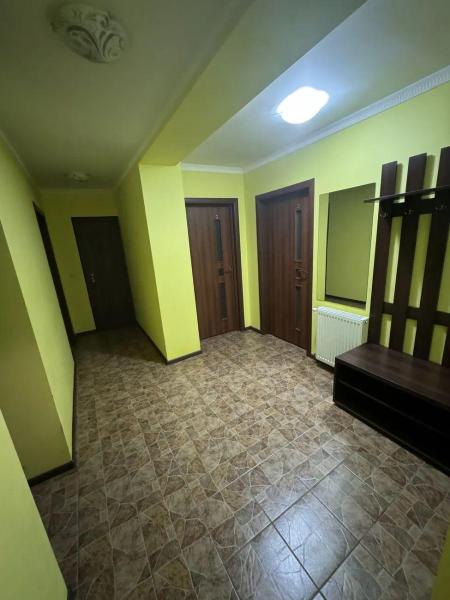 Продам 3-кімнатну квартиру