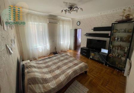 Продам 3-кімнатну квартиру