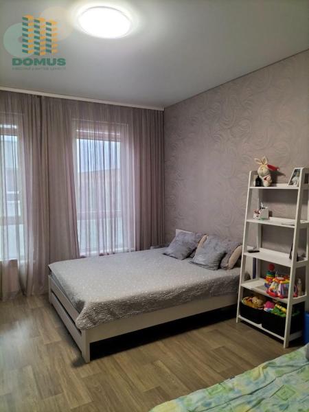 Продам 1-кімнатну квартиру, ЖК «Золоті Стовпи»