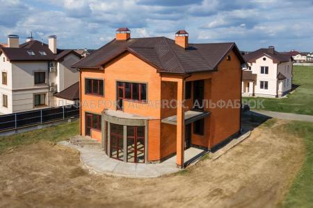 Продам 2-поверховий будинок