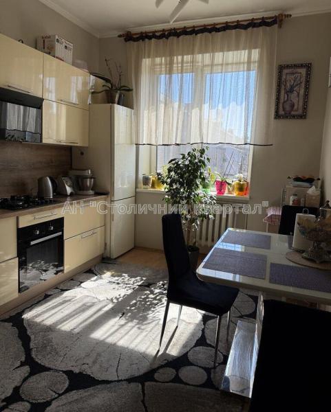 Продам 2-кімнатну квартиру