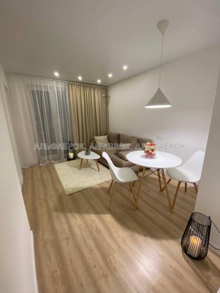 Продам 2-кімнатну квартиру