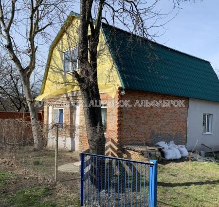 Продам 2-поверховий будинок