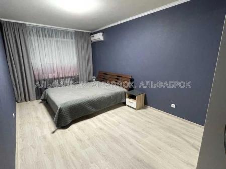 Продам 3-комнатную квартиру