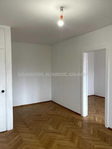 Продам 2-комнатную квартиру