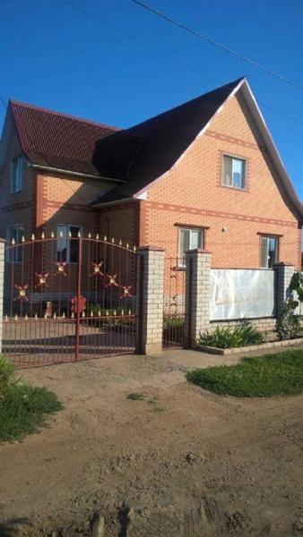 Продам 2-этажный дом