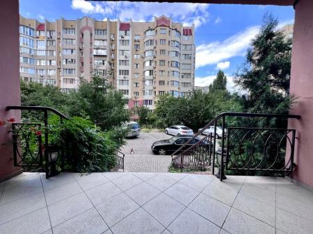 Продам 2-кімнатну квартиру