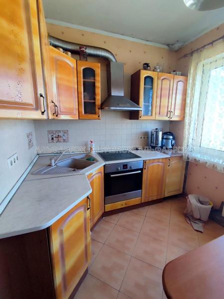 Продам 3-кімнатну квартиру