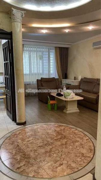Продам 3-комнатную квартиру
