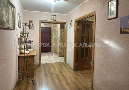 Продам 3-кімнатну квартиру