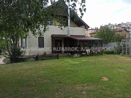 Продам 2-поверховий будинок