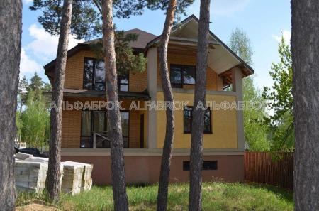 Продам 3-этажный дом