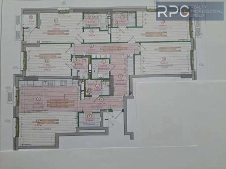Продам 4-кімнатну квартиру
