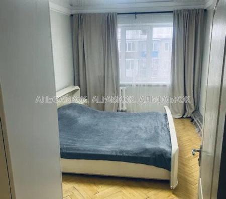 Продам 2-комнатную квартиру