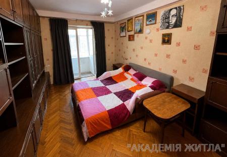 Продам 2-комнатную квартиру
