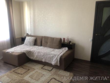 Продам 2-комнатную квартиру