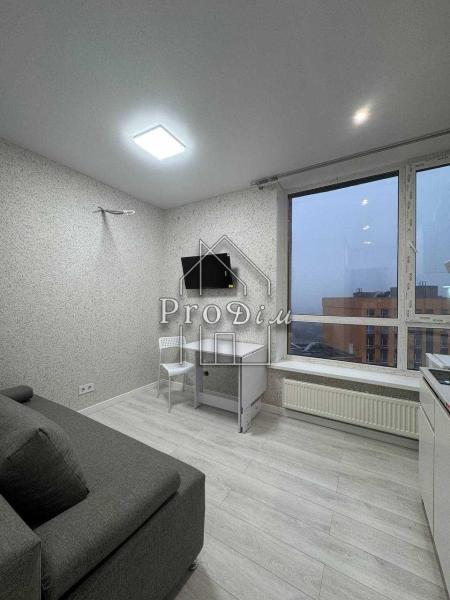Продам квартиру-студію, ЖК Svitlo Park