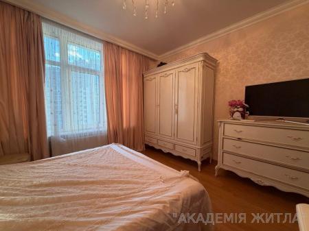 Продам 3-комнатную квартиру, ЖК&nbsp;Новопечерские&nbsp;Липки