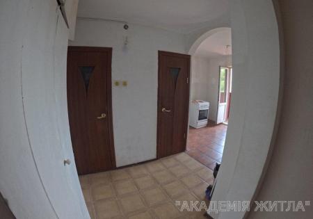 Продам 2-комнатную квартиру