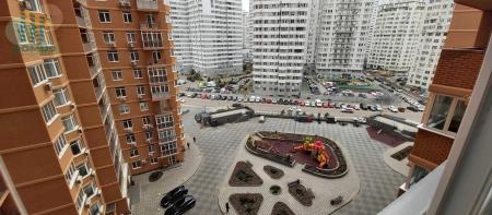 Продам 2-кімнатну квартиру, ЖК «Дмитрієвський»