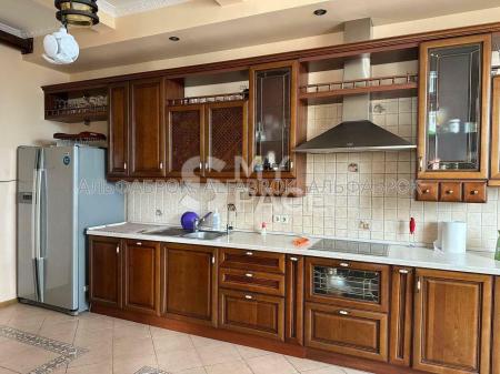 Продам 3-кімнатну квартиру
