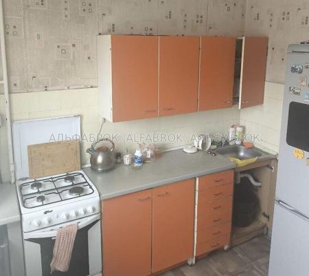 Продам 2-комнатную квартиру