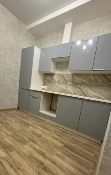 Продам 1-комнатную квартиру в новостройке, ЖК «Золотые столбы»
