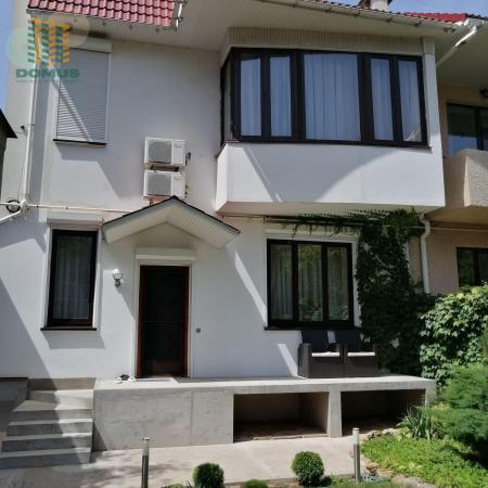Продам 2-поверховий таунхаус