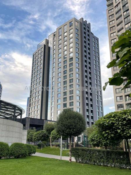 Продам 2-кімнатну квартиру, ЖК Park Avenue VIP