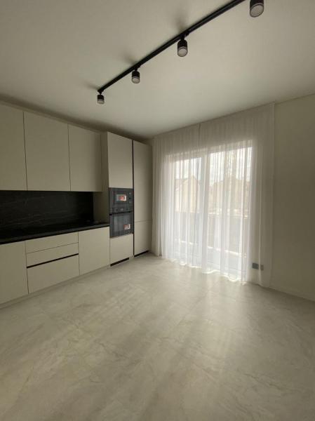 Продам 2-кімнатну квартиру в новобудові