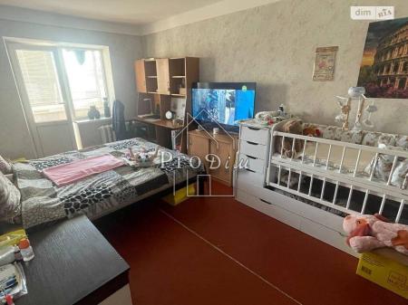 Продам 2-кімнатну квартиру